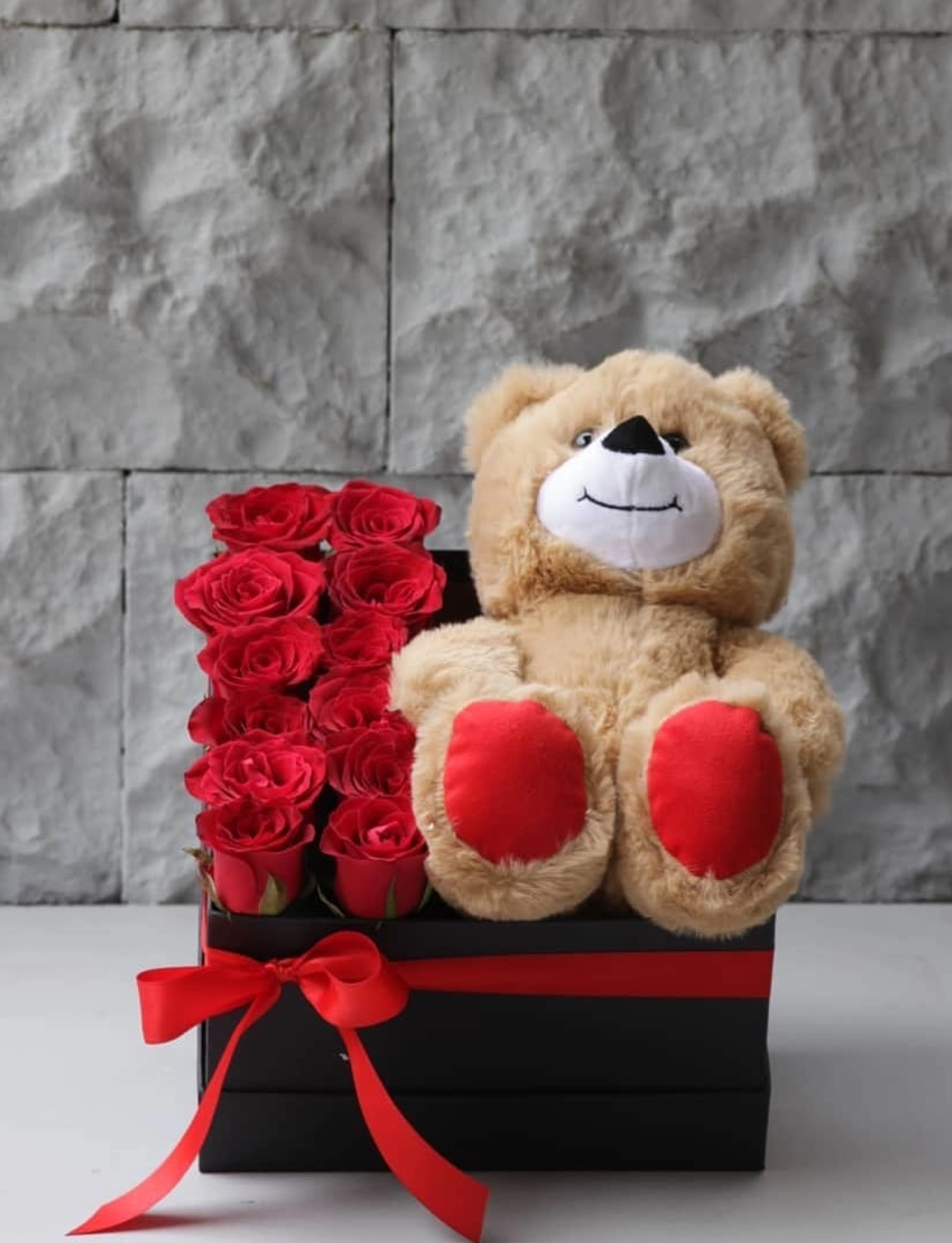 Kutuda gül ve ayıcık